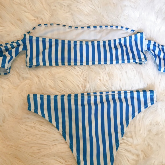 Striped Off-the-Shoulder Bikini - Picture 3 of 4